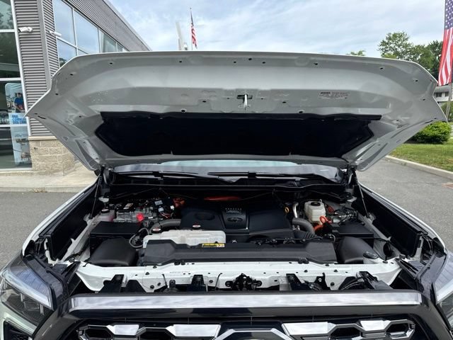 Used 2024 Toyota Tundra Platinum AWD/4WD image 19