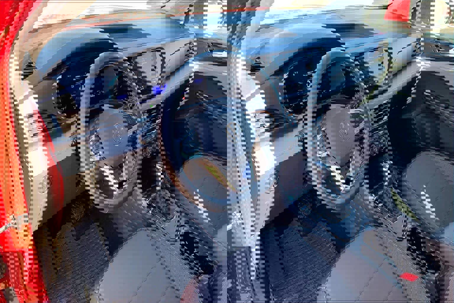 Used 2024 Volkswagen Taos SE w/ Black Wheel Package image 18