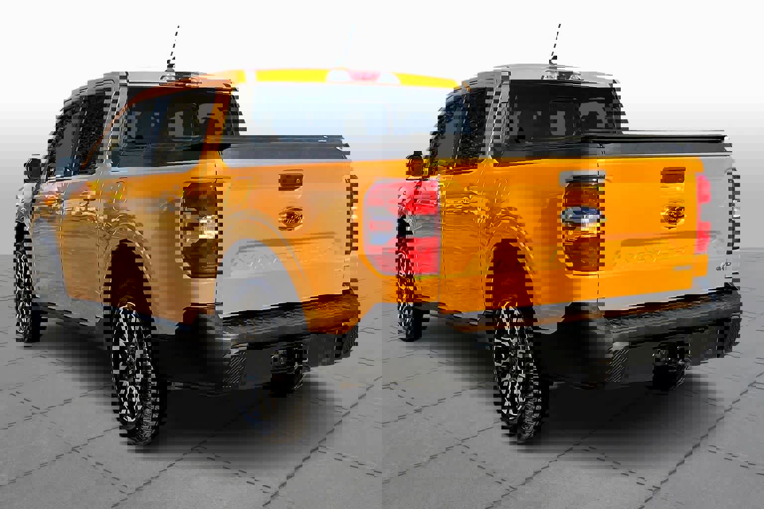 Certified 2022 Ford Maverick Lariat w/ Equipment Group 500A Standard image 2