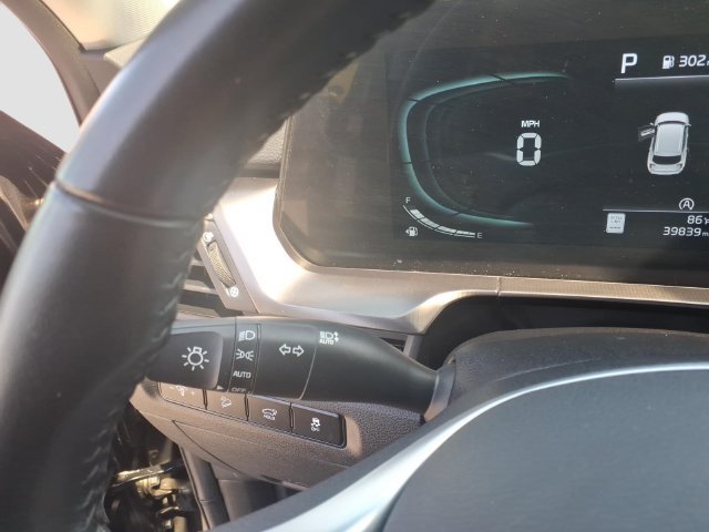 Used 2025 Kia Telluride S AWD/4WD image 28