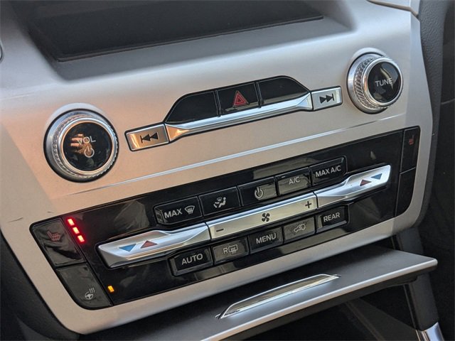 Certified 2022 Ford Explorer XLT w/ Equipment Group 202A image 15