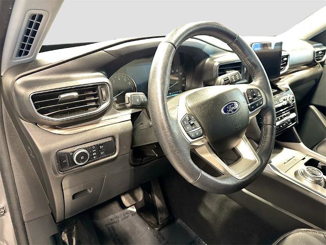 Certified 2023 Ford Explorer Limited image 8