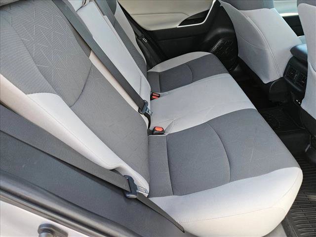 Used 2021 Toyota RAV4 XLE w/ Convenience Package image 20