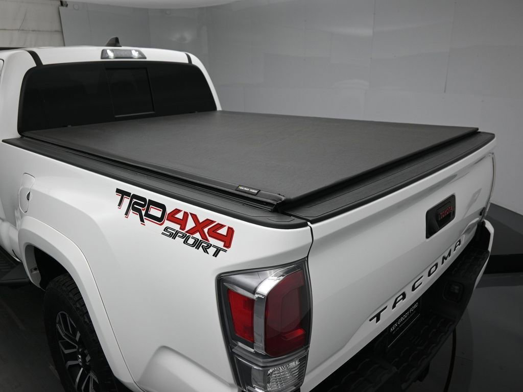 Used 2022 Toyota Tacoma TRD Sport image 19