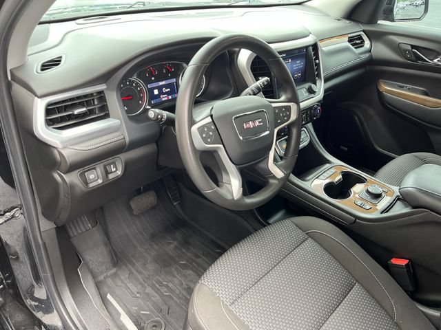 Used 2023 GMC Acadia SLE w/ Driver Convenience Package AWD/4WD image 13
