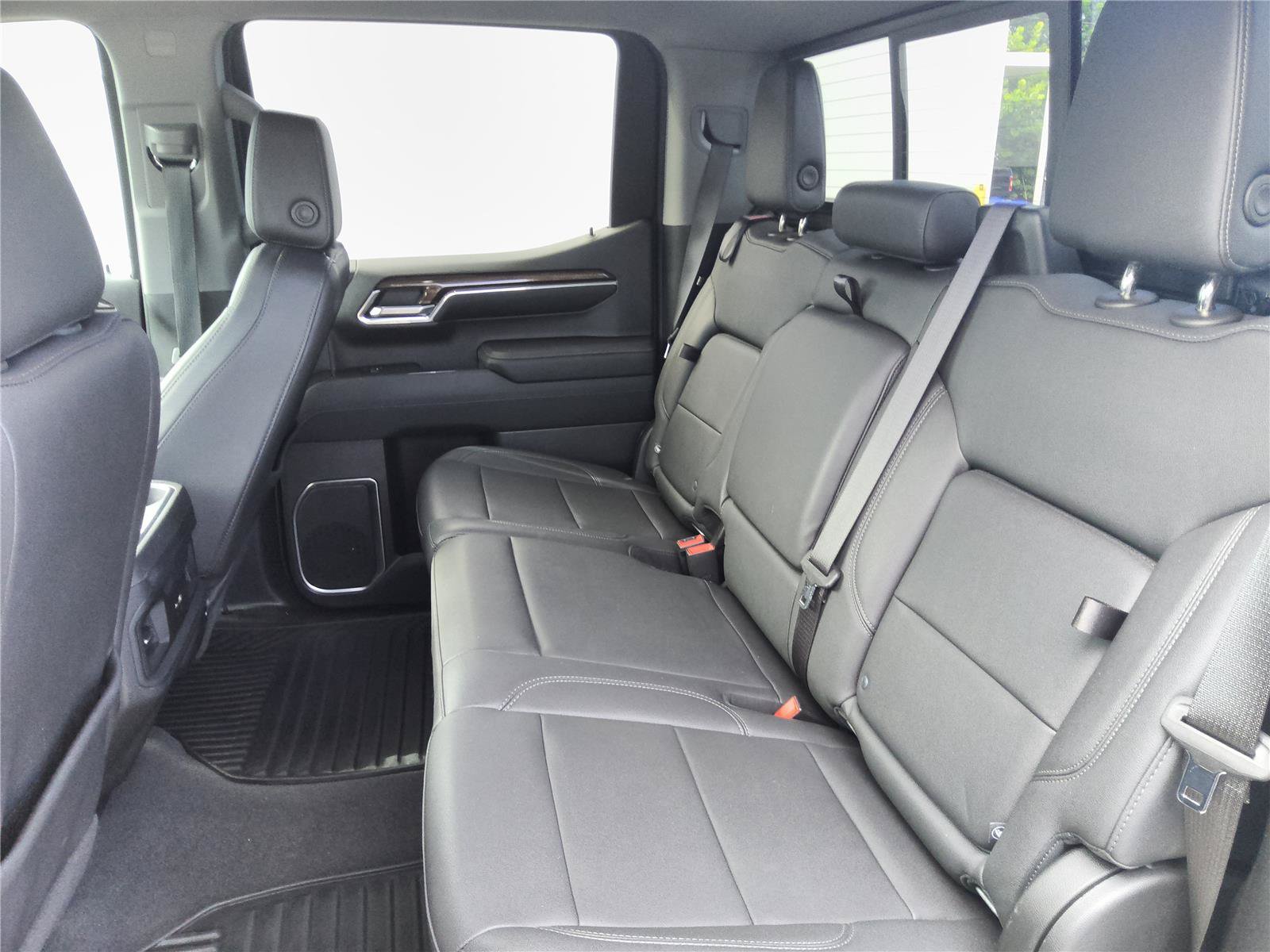 Used 2023 Chevrolet Silverado 1500 RST w/ Convenience Package II AWD/4WD image 26