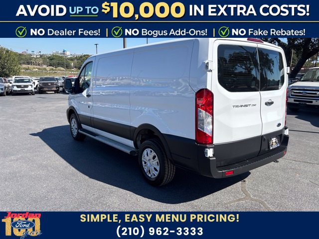 Certified 2025 Ford Transit 250 Low Roof w/ Exterior Upgrade Package RWD image 4