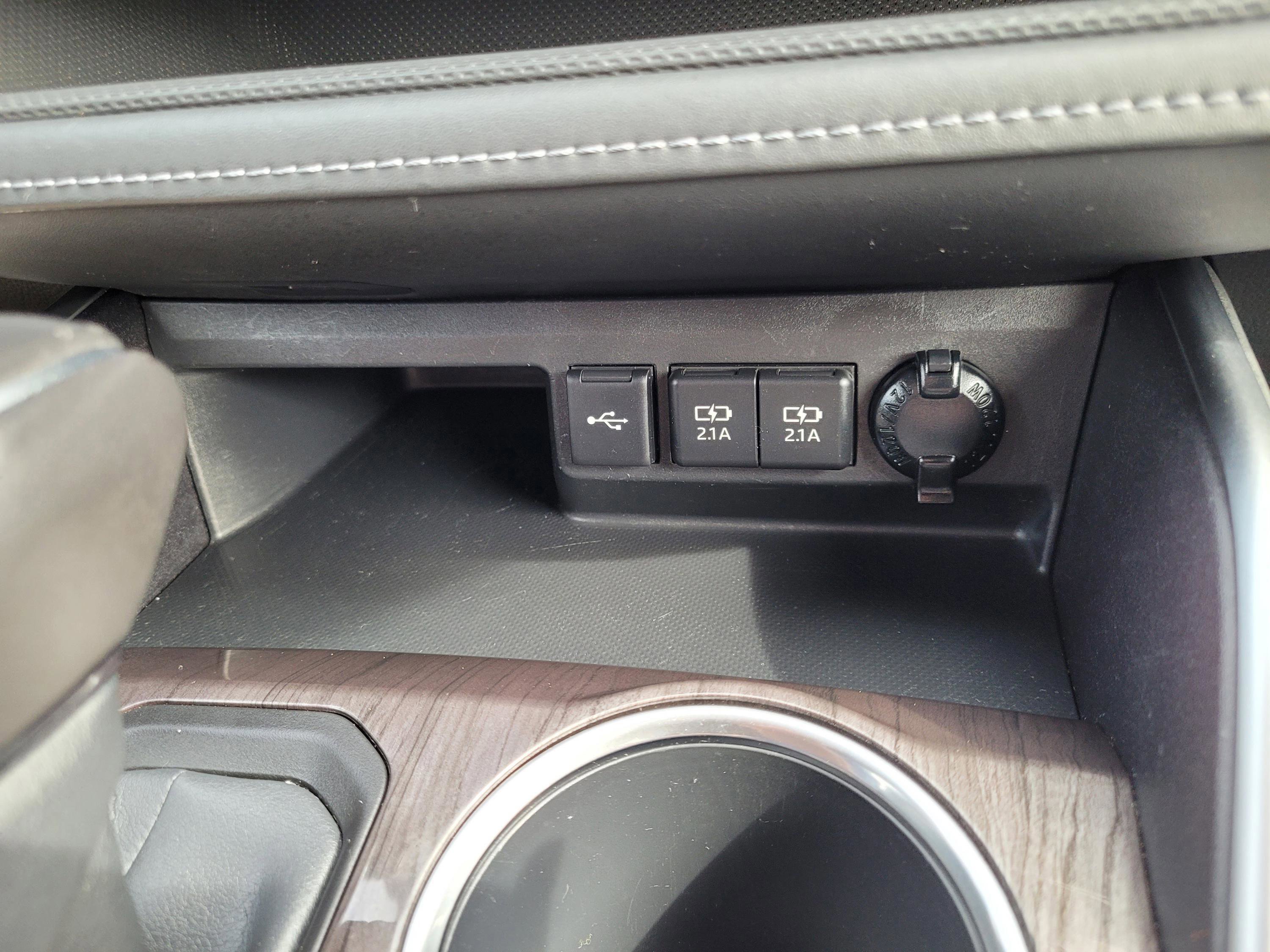 Used 2020 Toyota Highlander Limited image 24