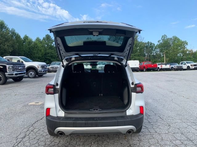 Certified 2025 Ford Escape Active AWD/4WD image 8