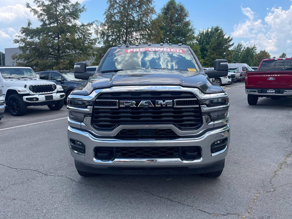 Used 2025 RAM 2500 Tradesman AWD/4WD image 3