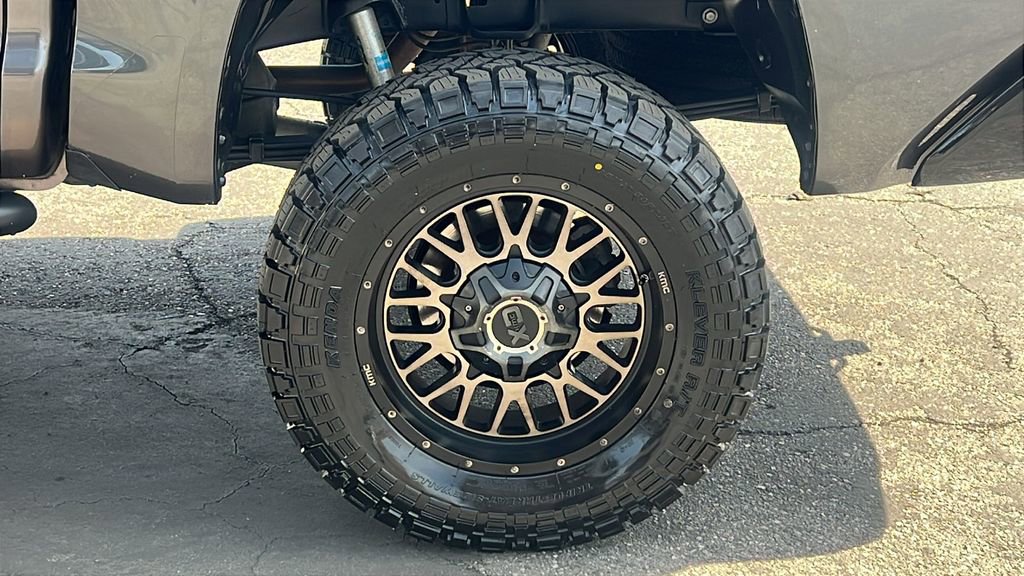 Used 2019 Toyota Tundra SR5 image 9