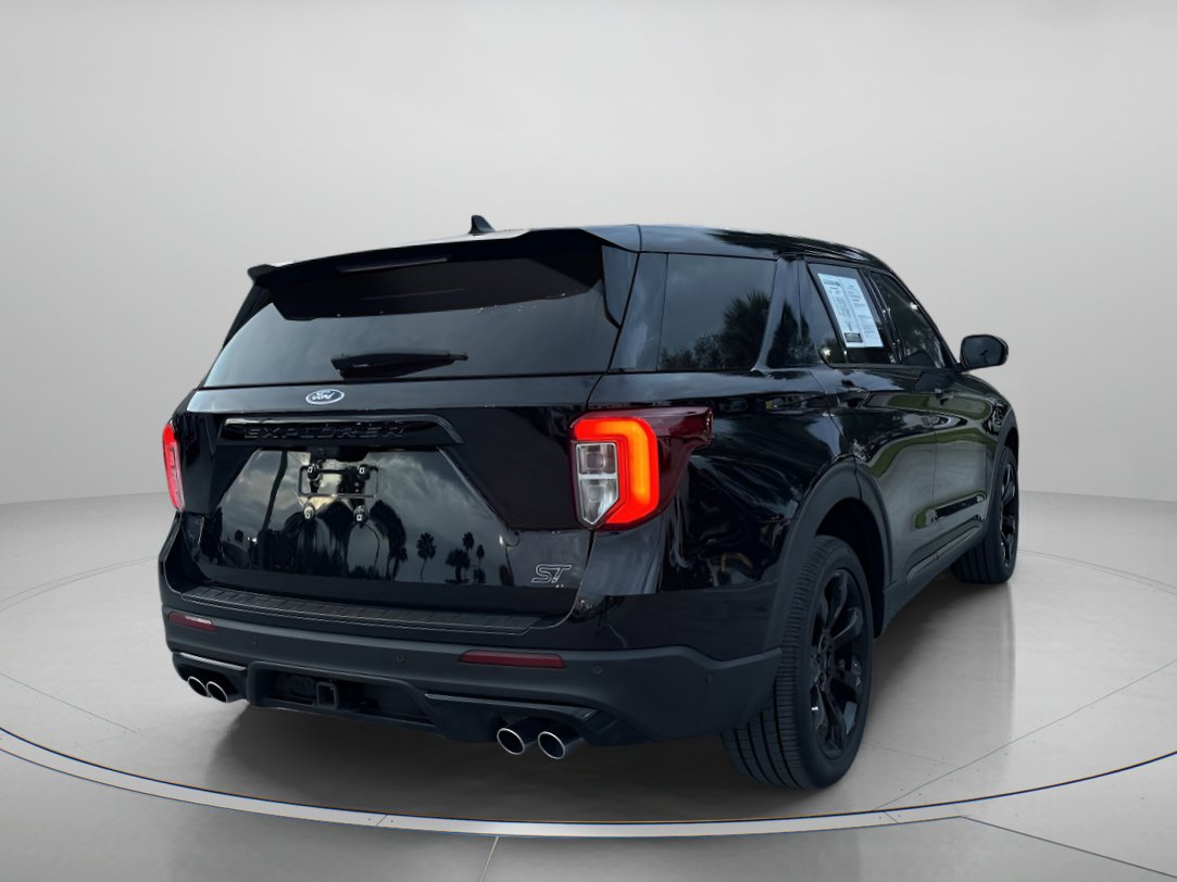 Certified 2021 Ford Explorer ST w/ Equipment Group 401A image 3