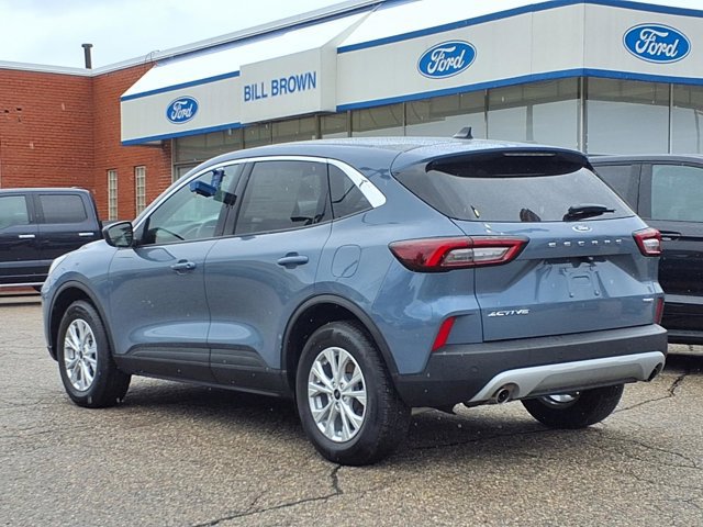 Certified 2024 Ford Escape Active w/ Tech Pack #1 AWD/4WD image 2