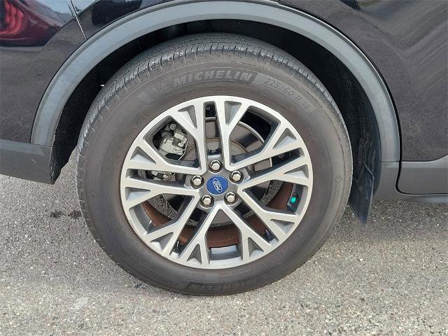 Certified 2022 Ford Escape SEL image 5