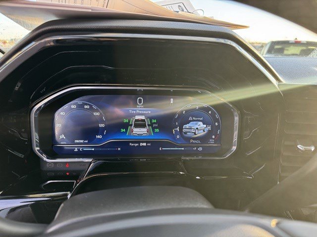 Used 2025 Chevrolet Silverado 1500 LT image 13