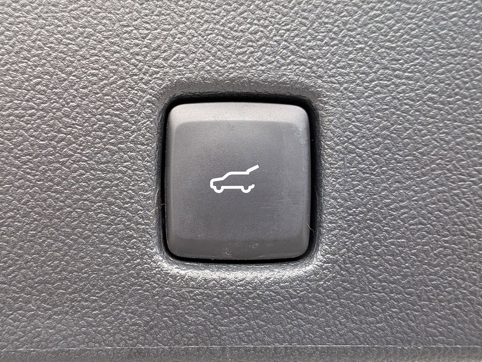 Certified 2023 Ford Escape ST-Line Select w/ Tech Pack #2 image 15