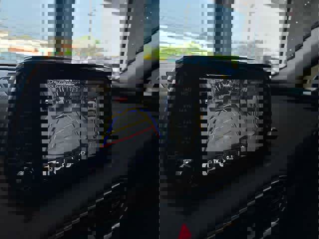 Used 2020 Hyundai Santa Fe Limited image 18