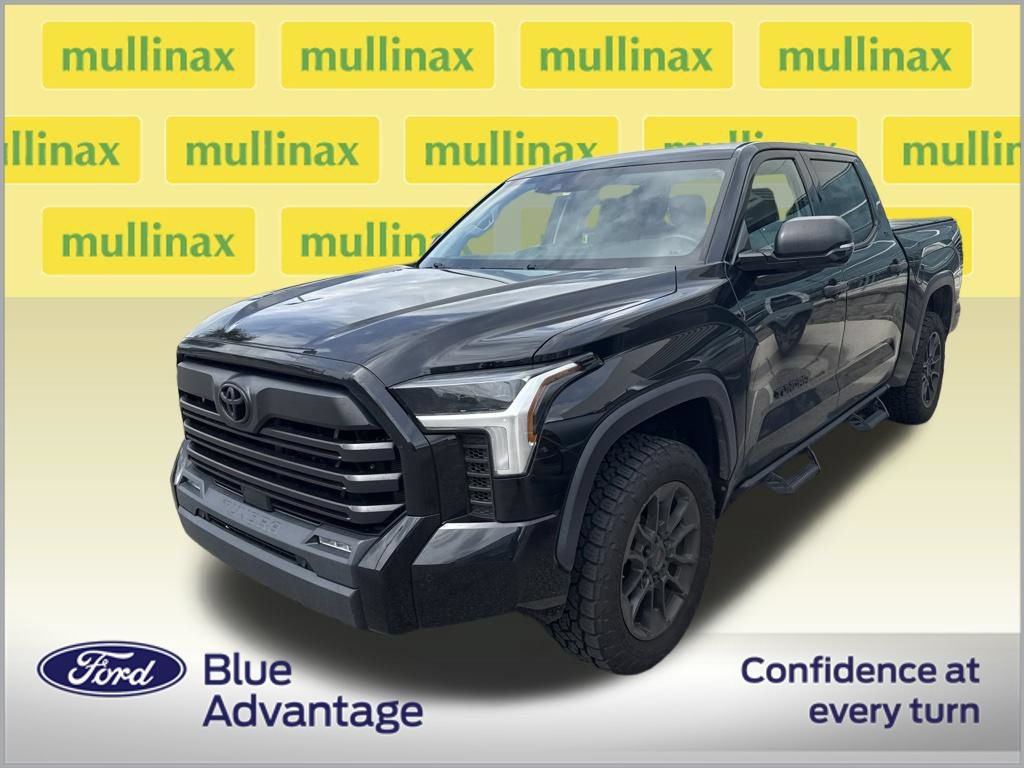 Used 2023 Toyota Tundra SR5 w/ SR5 Convenience Package AWD/4WD image 2