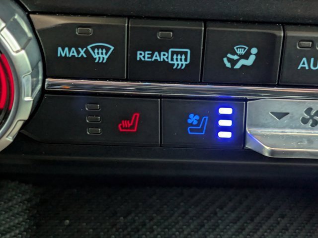 Certified 2023 Ford F150 Raptor w/ Raptor 37 Performance Package image 30