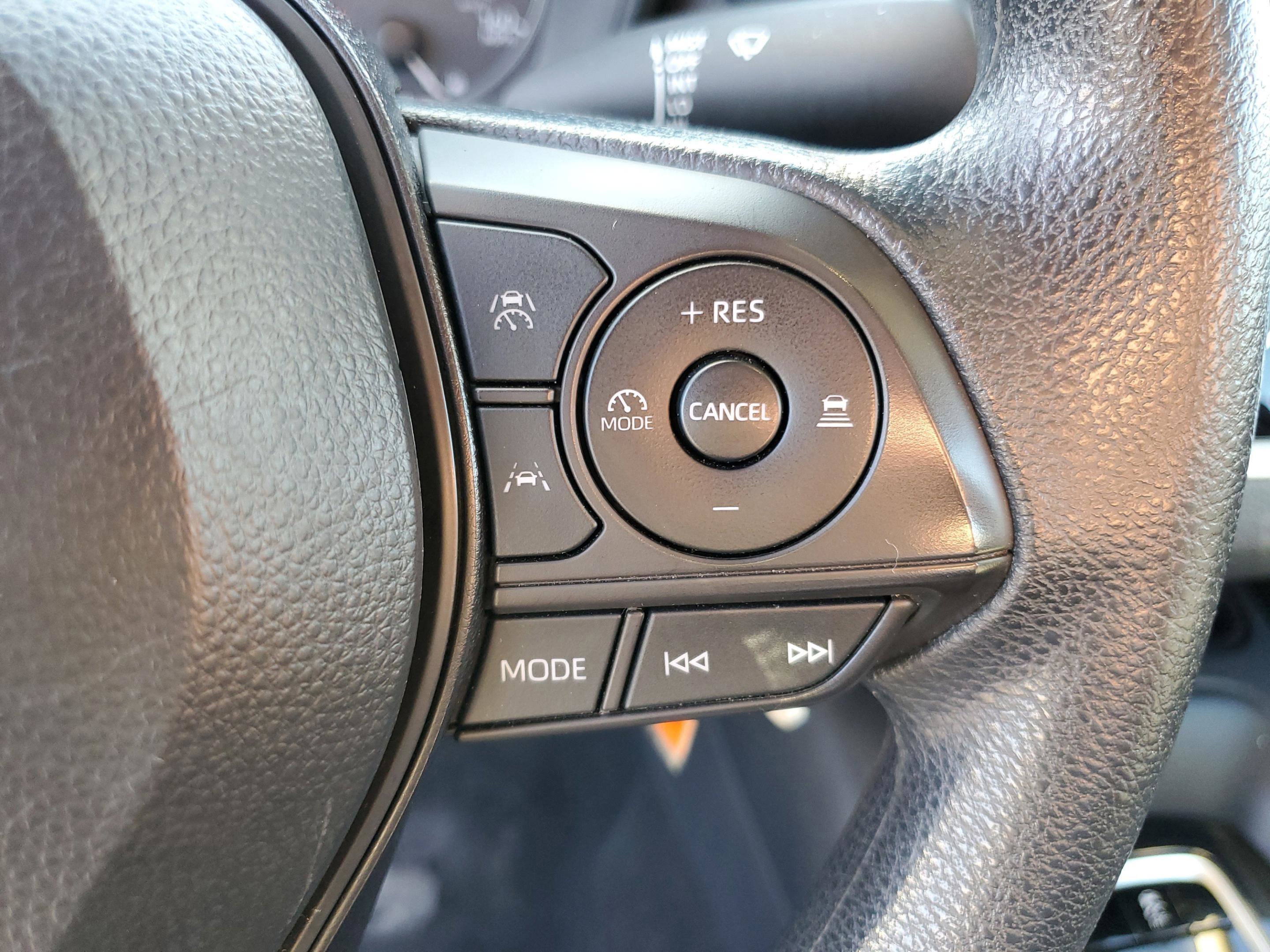 Used 2024 Toyota Corolla LE image 25