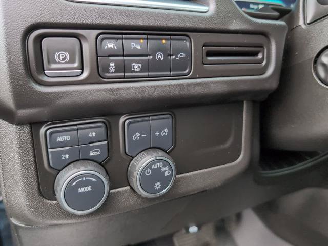 Used 2022 Chevrolet Tahoe LT w/ LT Signature Plus Package AWD/4WD image 26