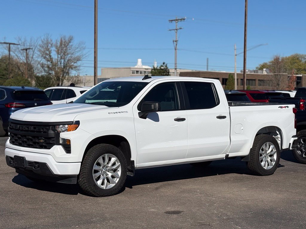 Used 2023 Chevrolet Silverado 1500 Custom AWD/4WD image 35