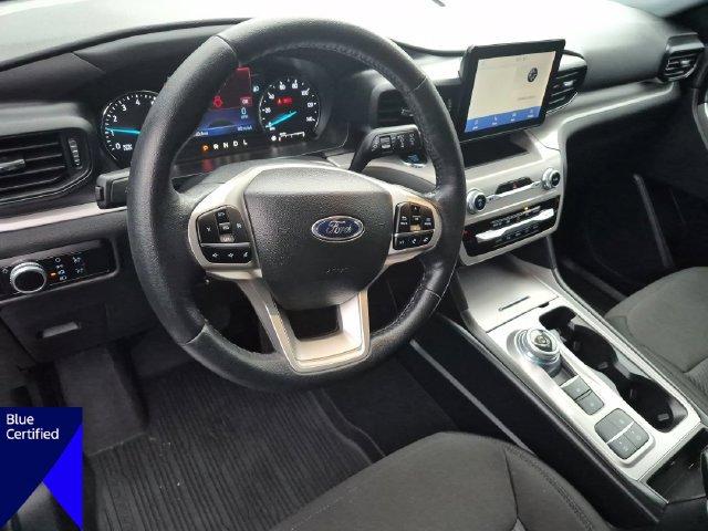 Certified 2023 Ford Explorer XLT RWD image 16