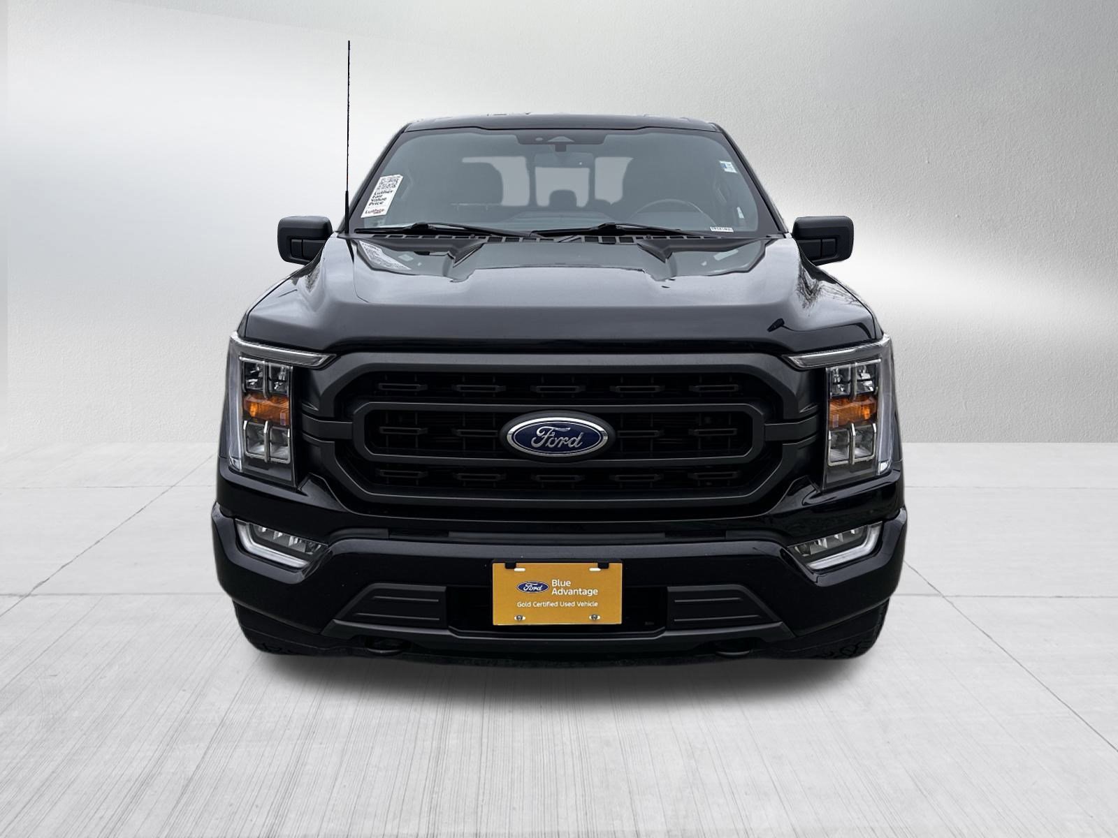 Certified 2022 Ford F150 XLT w/ Equipment Group 302A High image 8