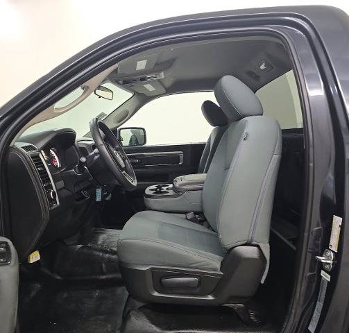 Used 2018 RAM 1500 Express RWD image 9