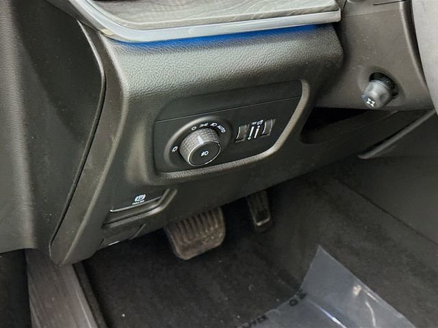 Used 2023 Jeep Grand Cherokee L Overland AWD/4WD image 10