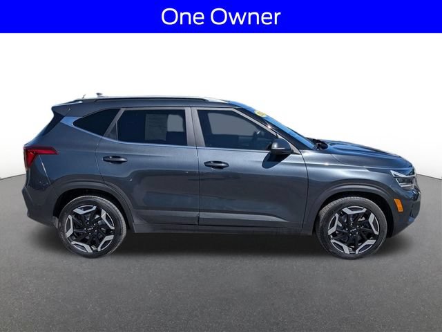 Used 2024 Kia Seltos SX w/ SX Sunroof Package AWD/4WD image 2
