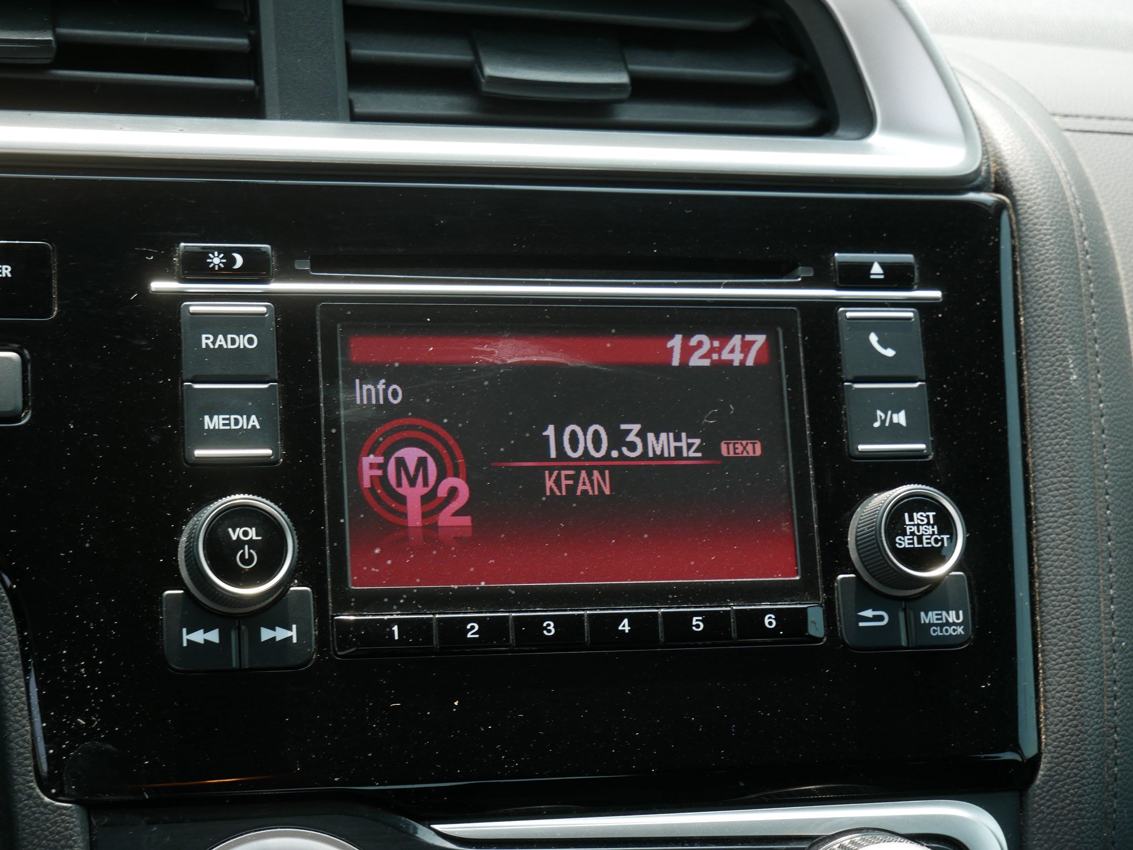 Used 2020 Honda Fit LX image 22