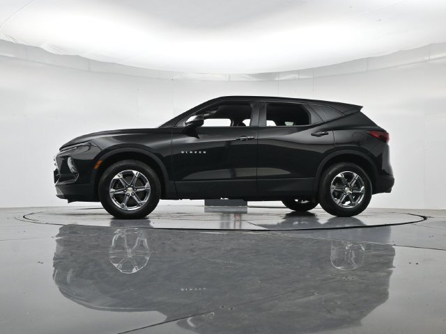 Used 2023 Chevrolet Blazer LT w/ Driver Confidence Package FWD image 38