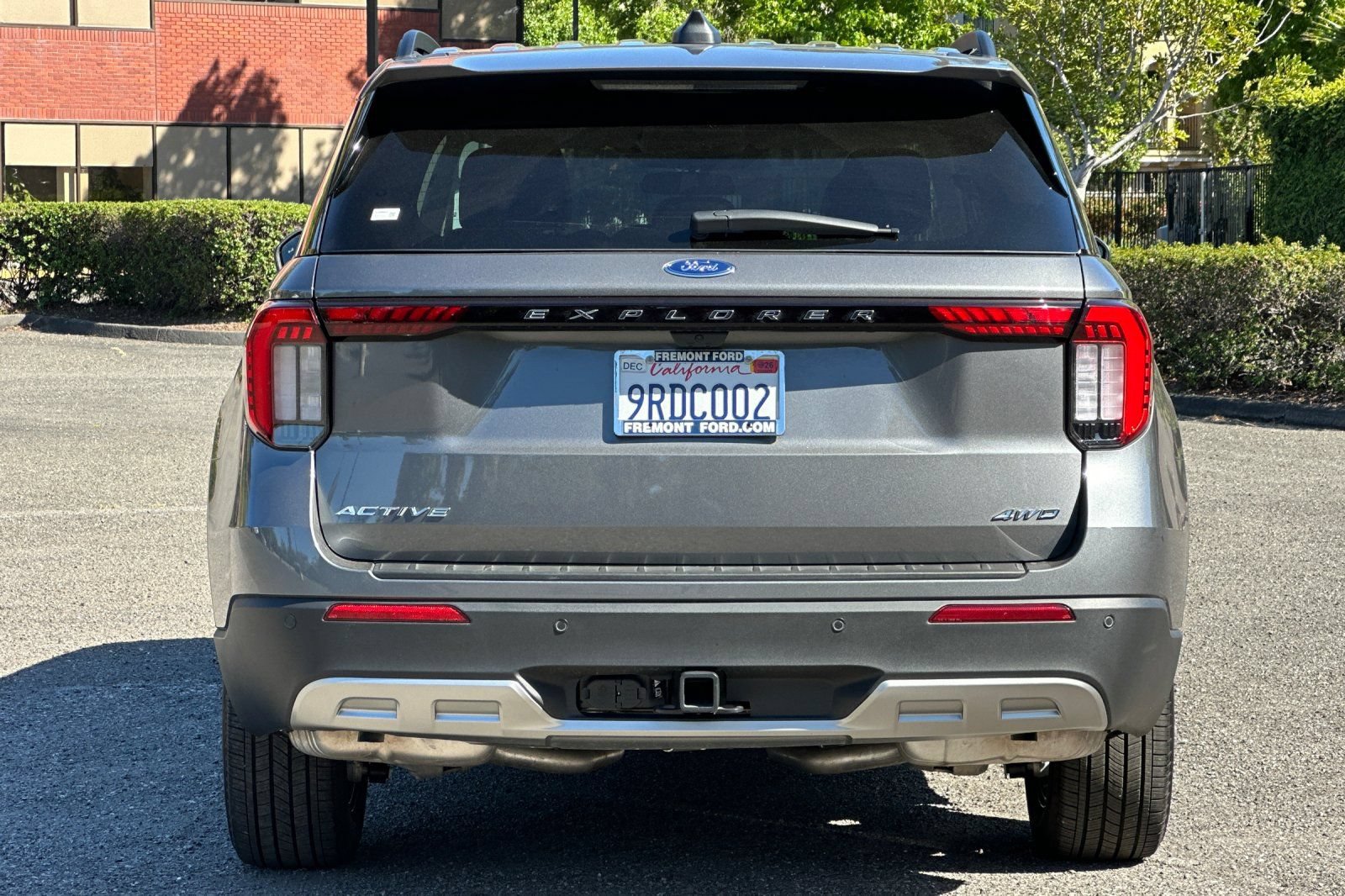 Certified 2025 Ford Explorer Active w/ Active Comfort Package AWD/4WD image 4