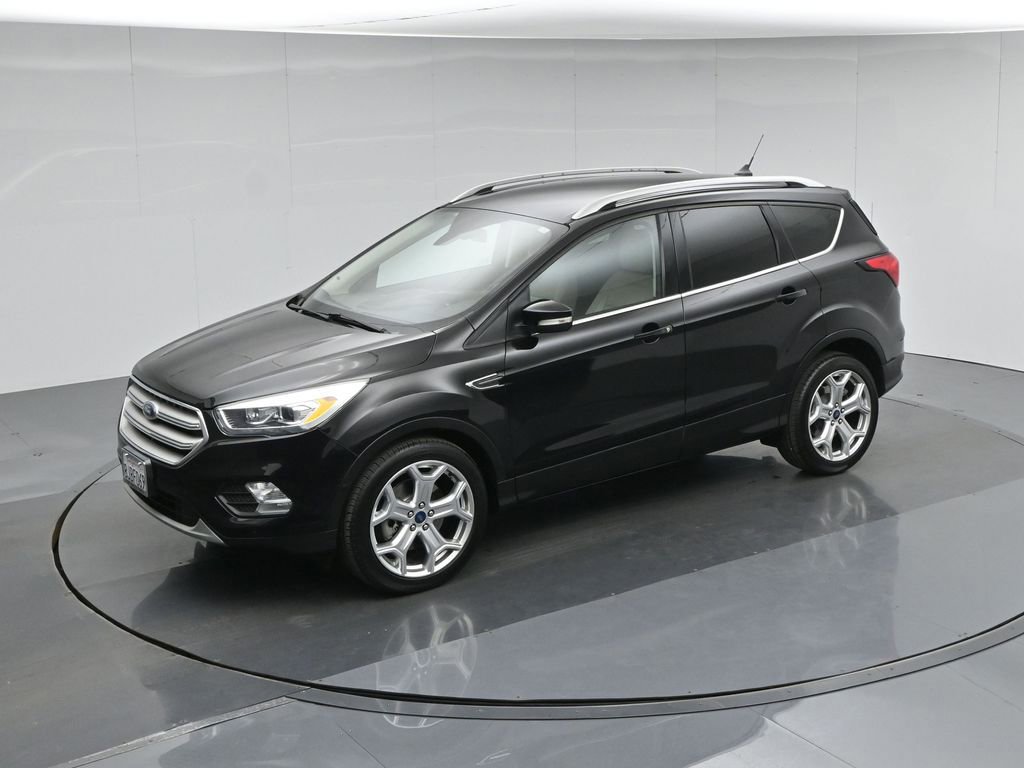 Certified 2019 Ford Escape Titanium FWD image 30
