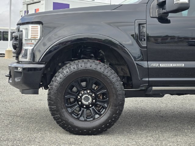 Certified 2022 Ford F250 Lariat w/ Tremor Off-Road Package AWD/4WD image 9