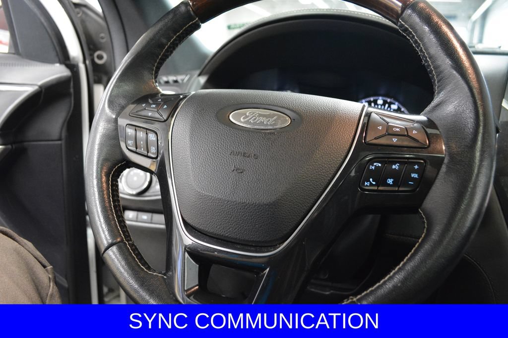 Certified 2018 Ford Explorer Platinum AWD/4WD image 18