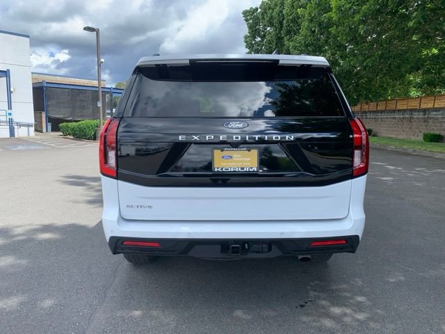 Certified 2025 Ford Expedition Active AWD/4WD image 5
