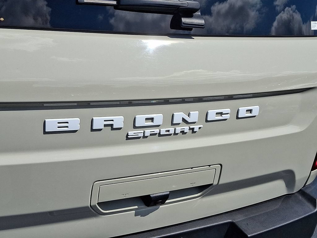Certified 2024 Ford Bronco Sport Outer Banks w/ Tech Package AWD/4WD image 30