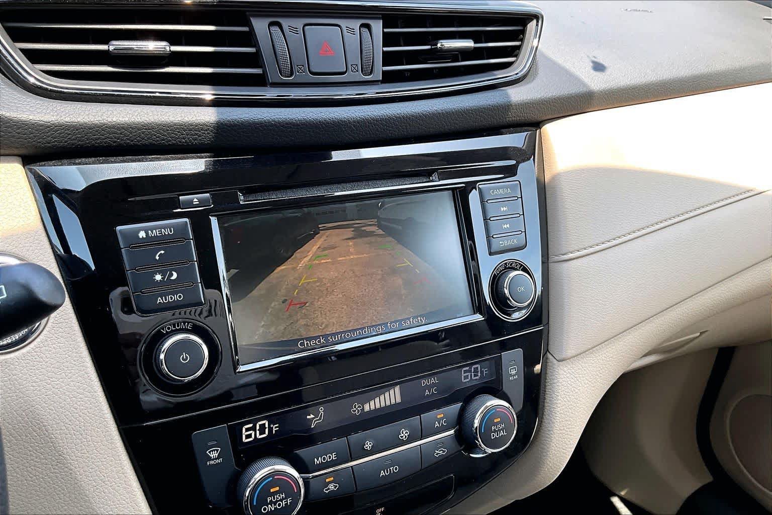 Used 2020 Nissan Rogue SV AWD/4WD image 29