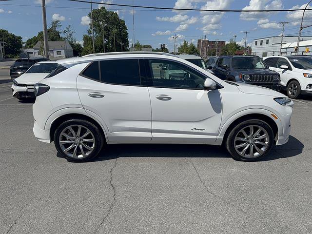 Used 2025 Buick Encore GX Avenir w/ Avenir Technology Package AWD/4WD image 14
