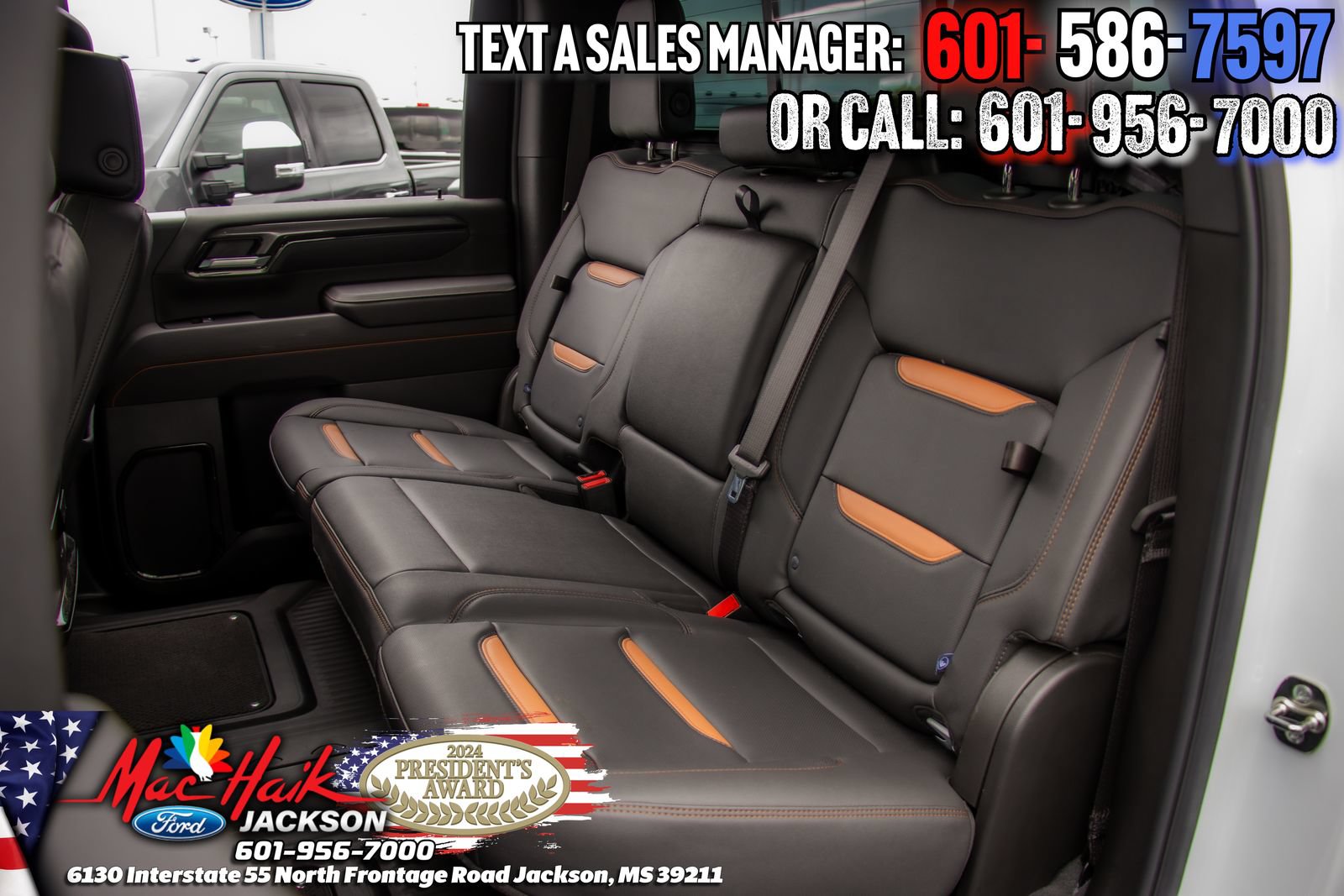 Used 2026 GMC Sierra 2500 AT4 w/ AT4 Premium Plus Package AWD/4WD image 9
