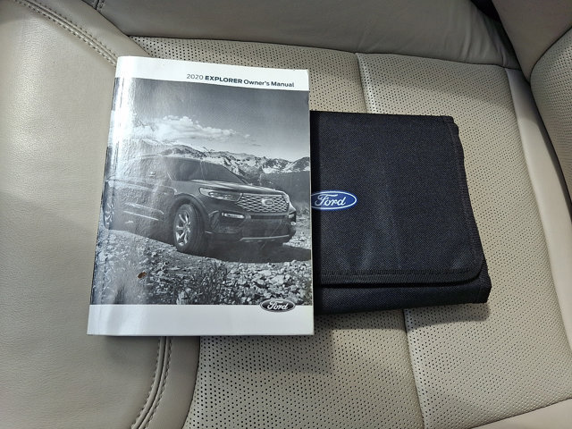 Certified 2020 Ford Explorer Platinum w/ Premium Technology Package AWD/4WD image 29