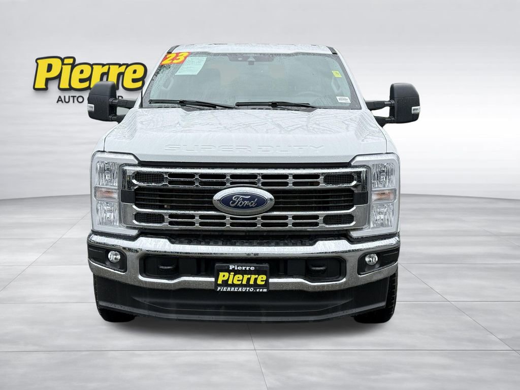 Certified 2023 Ford F350 XLT w/ FX4 Off-Road Package AWD/4WD image 5