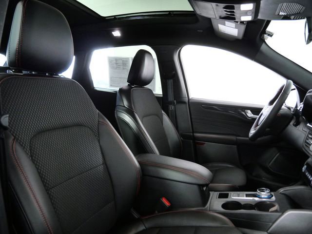 Certified 2024 Ford Escape ST-Line w/ Tech Pack #1 image 11