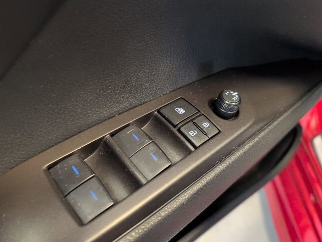 Used 2024 Toyota Camry SE AWD/4WD image 16