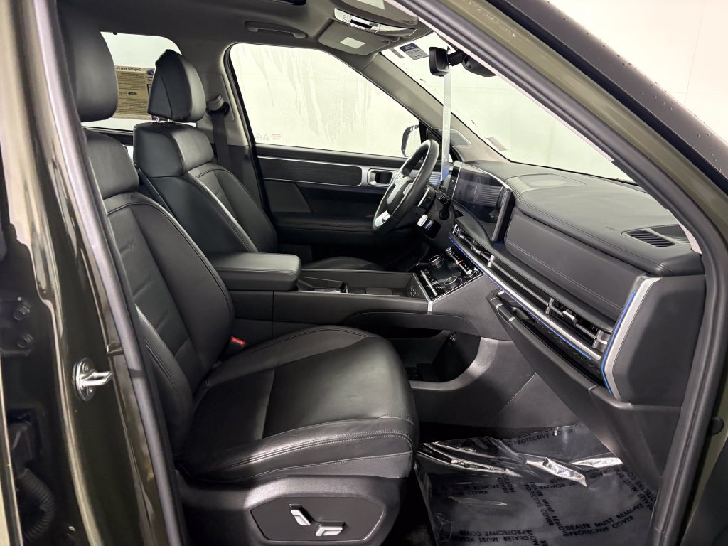 Used 2024 Hyundai Santa Fe Limited AWD/4WD image 39