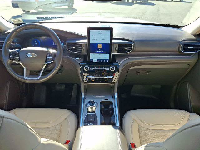 Certified 2023 Ford Explorer Platinum AWD/4WD image 10