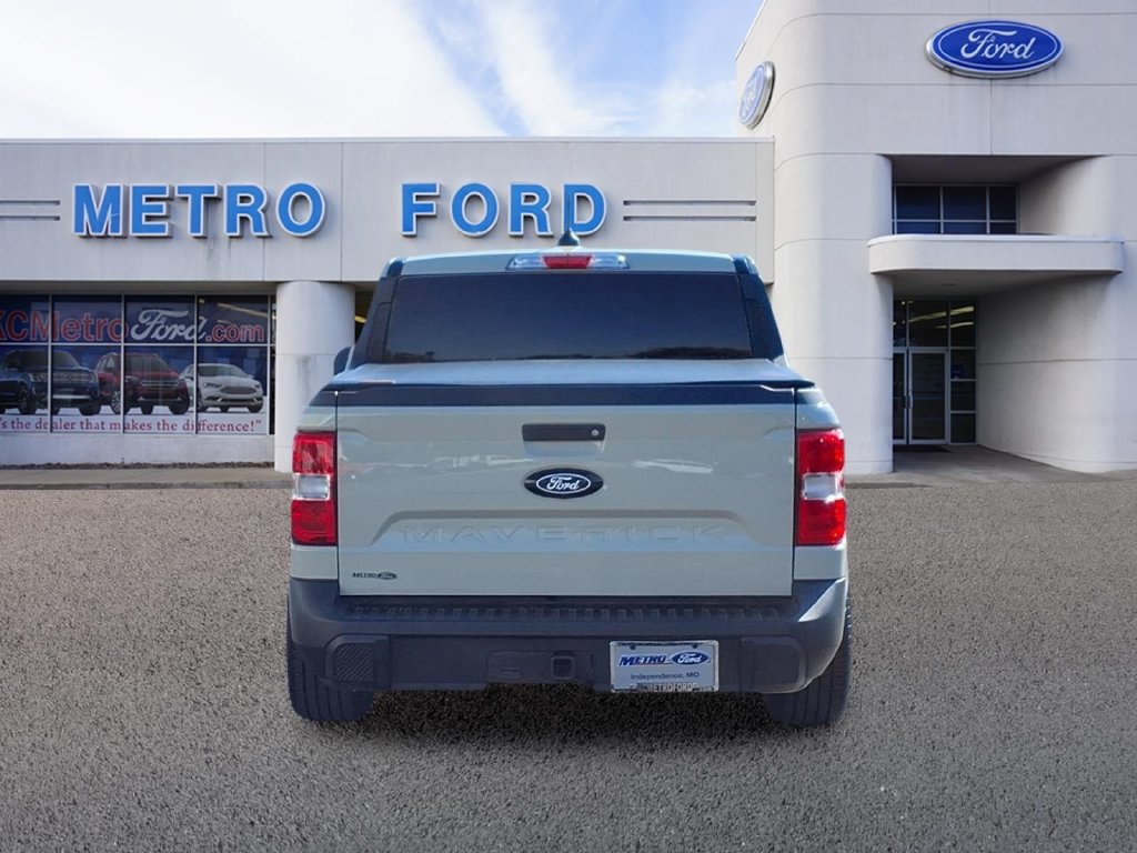 Certified 2025 Ford Maverick XL w/ Equipment Group 102A AWD/4WD image 4