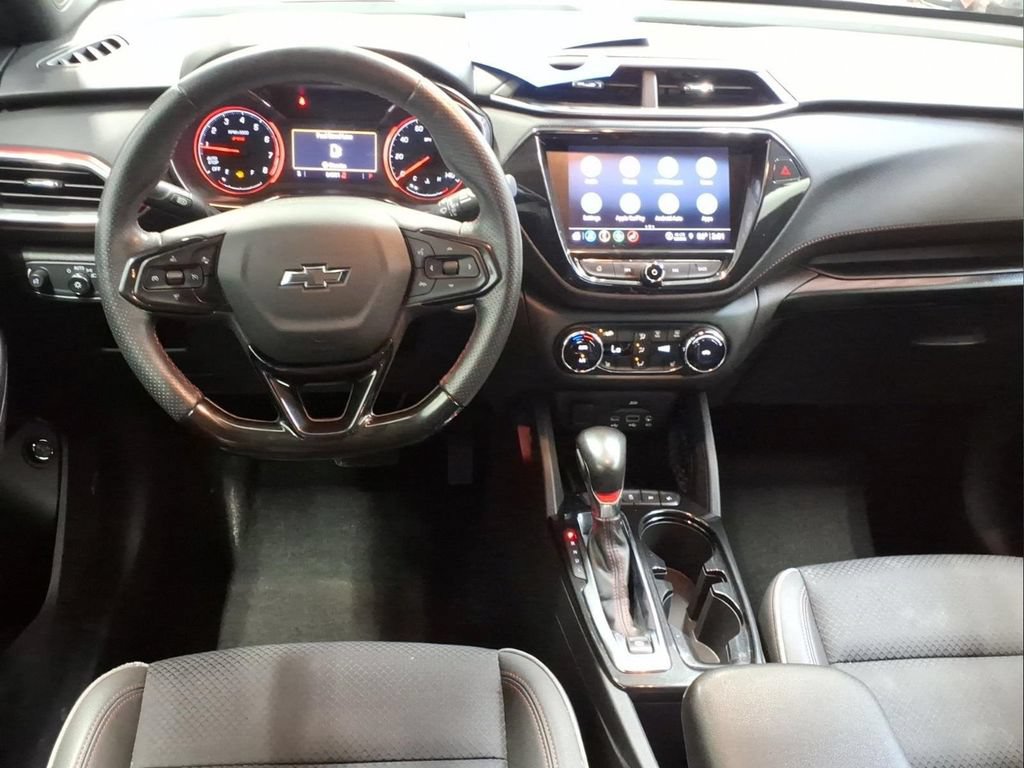 Used 2021 Chevrolet TrailBlazer RS w/ Sun and Liftgate Package FWD image 7